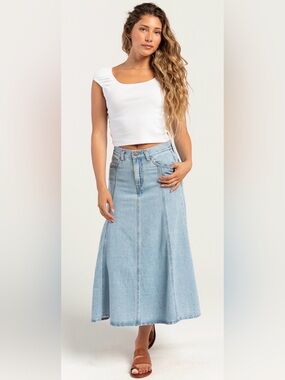 Levi’s Denim Fit and Flare Skirt  multiple sizes NWT